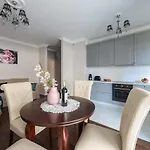 P&o Kolska 9b - Ch Klif وارسو